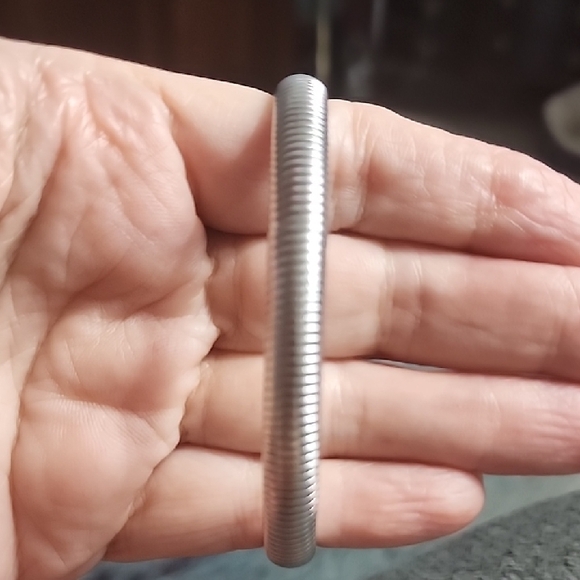 Silvertone Stretch Bracelet - Picture 3 of 7